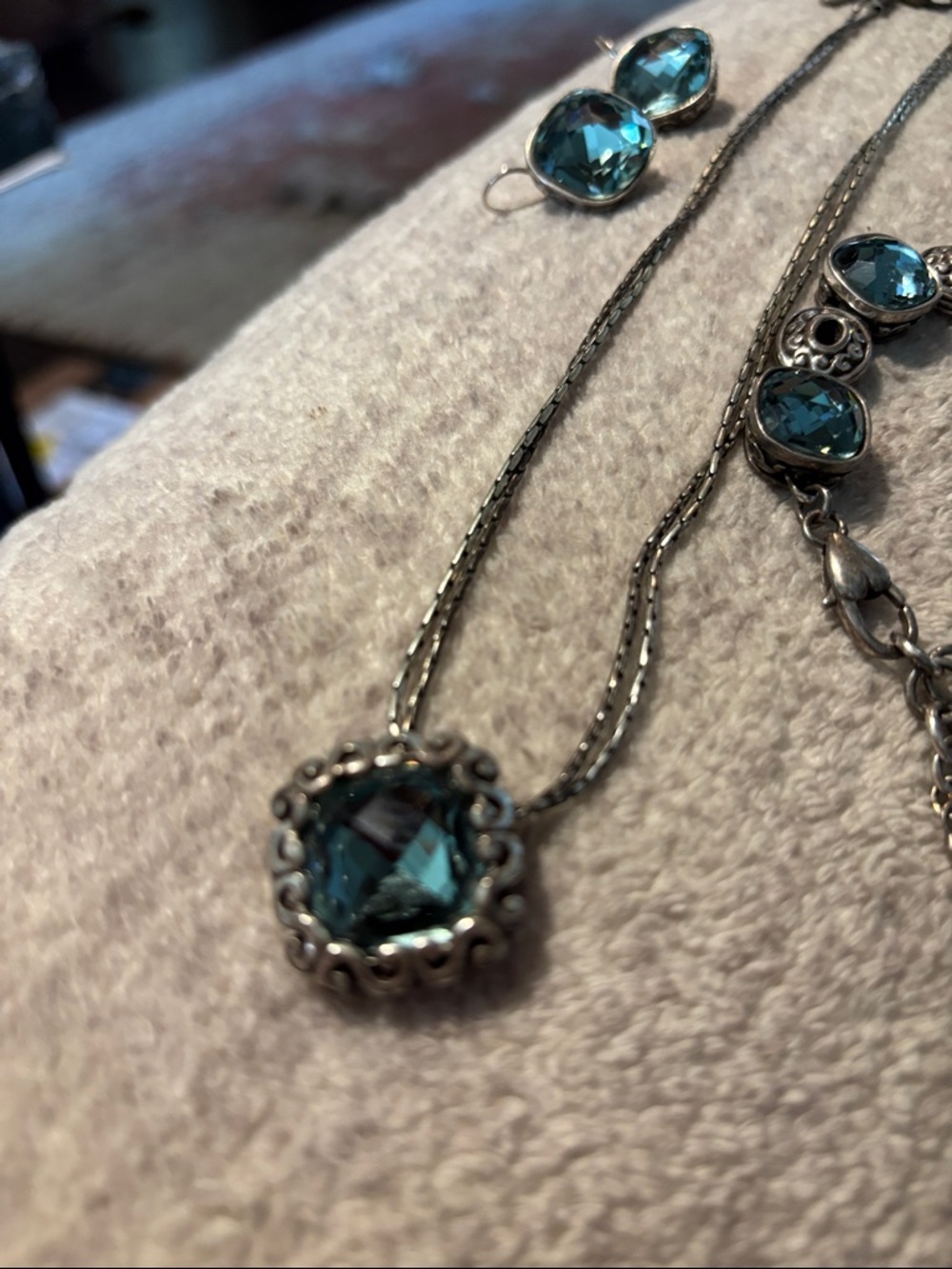 Brighton Silver Blue Crystal Jewelry Set Necklace Bracelet Ring Earrings. - Picture 4 of 7